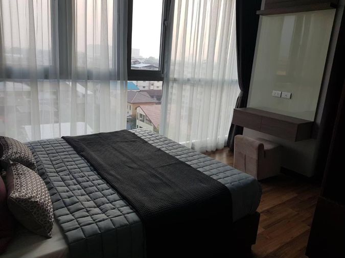 2-bed condo for rent, 70 sqm, Chewathai Interchange