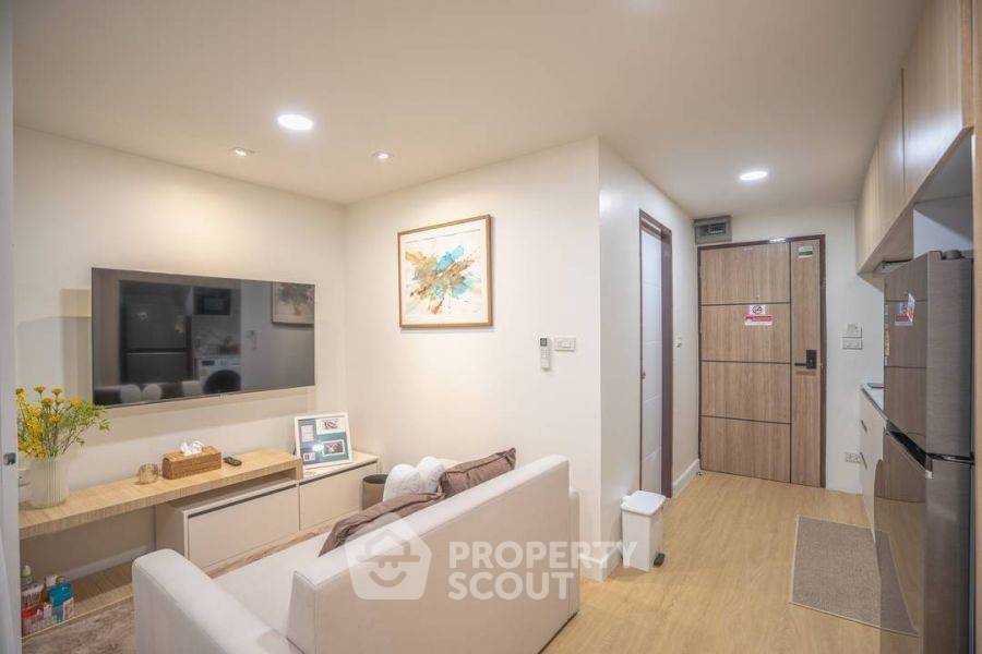 picture 1-BR Condo For Sale At Hillside Condominium 2, Near Nimmanhaemin (ID 2143630) - 9/10