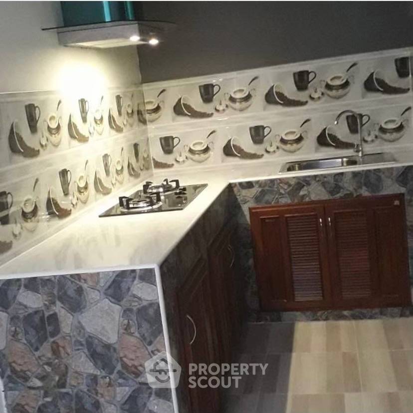 รูป ทาวน์เฮ้าส์ 3-ห้องนอน ใน ละหาร (ID 1889351) - รูปที่ 4/11