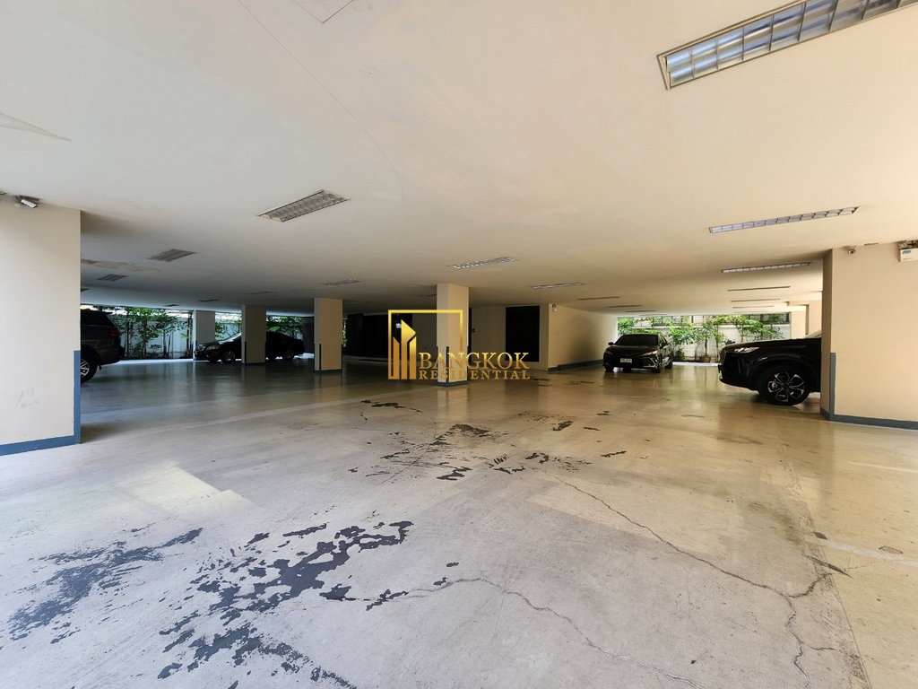 picture Spacious 3 Bedroom Pet Friendly Apartment in Sathorn Area - BR21381AP - 33/35