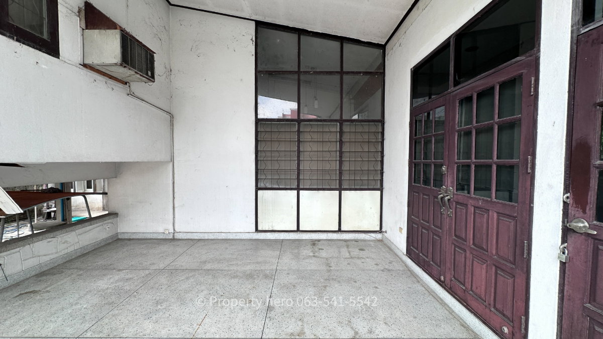 picture House for Rent + Large Land Plot in the Heart of Inthamara 67,000 THB/month - 26/36