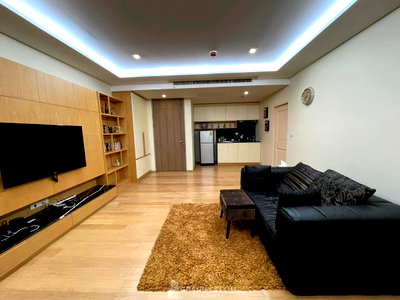 คอนโดให้เช่า : PM038104 ✨Flash Deal ✨ Noble Reflex (1Bed 1Bath 53 SQM.) พร้อมอยู่ ! เพียง 28,000 บาทต่อเดือน Tel.0981315848 @propmatch