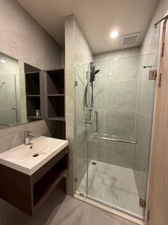 รูป ให้เช่า Nue District R9 ขนาด 30 ตรม. 1 นอน ตึกหน้า ชั้นสูง พร้อมอยู่ นัดดูห้องที่ 0993529495 - รูปที่ 9/10