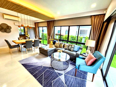 Houses for rent ม.นานาชาติแสตมฟอร์ด : Baan Lumpini | Beautiful 4 Bedroom House in On Nut Area - BR28349SH