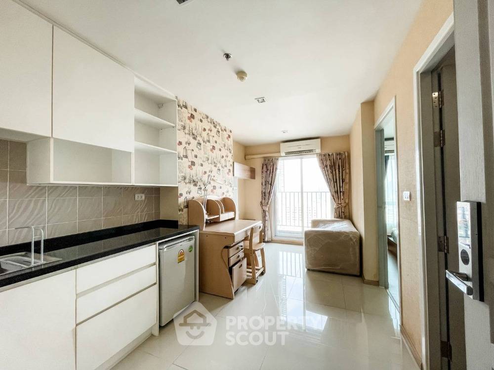 รูป คอนโด 1-ห้องนอน ที่ ริชพาร์ค แอท เตาปูน อินเตอร์เชนจ์ ใกล้ MRT เตาปูน (ID 1489460) - รูปที่ 1/8