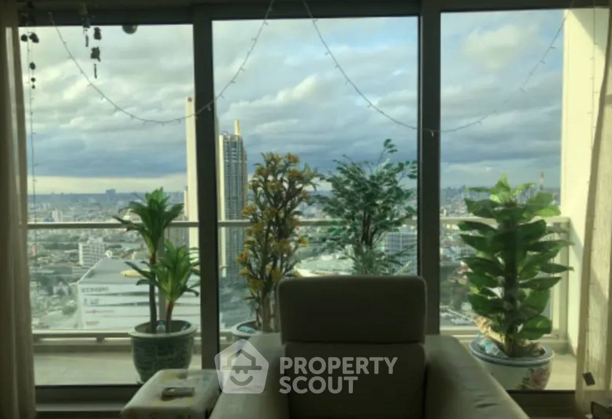 รูป คอนโด 3-ห้องนอน ที่ เดอะ ริเวอร์ คอนโดมิเนียม ใกล้ BTS สะพานตากสิน (ID 2443381) - รูปที่ 2/6