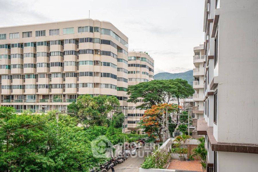 picture 1-BR Condo For Sale At Hillside Condominium 2, Near Nimmanhaemin (ID 2143630) - 5/10