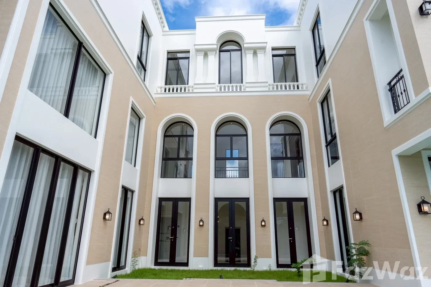 picture 🏡✨ Luxury Lake View Pool Villa | La Devina by Boat Pattana 6428053 - 35/37