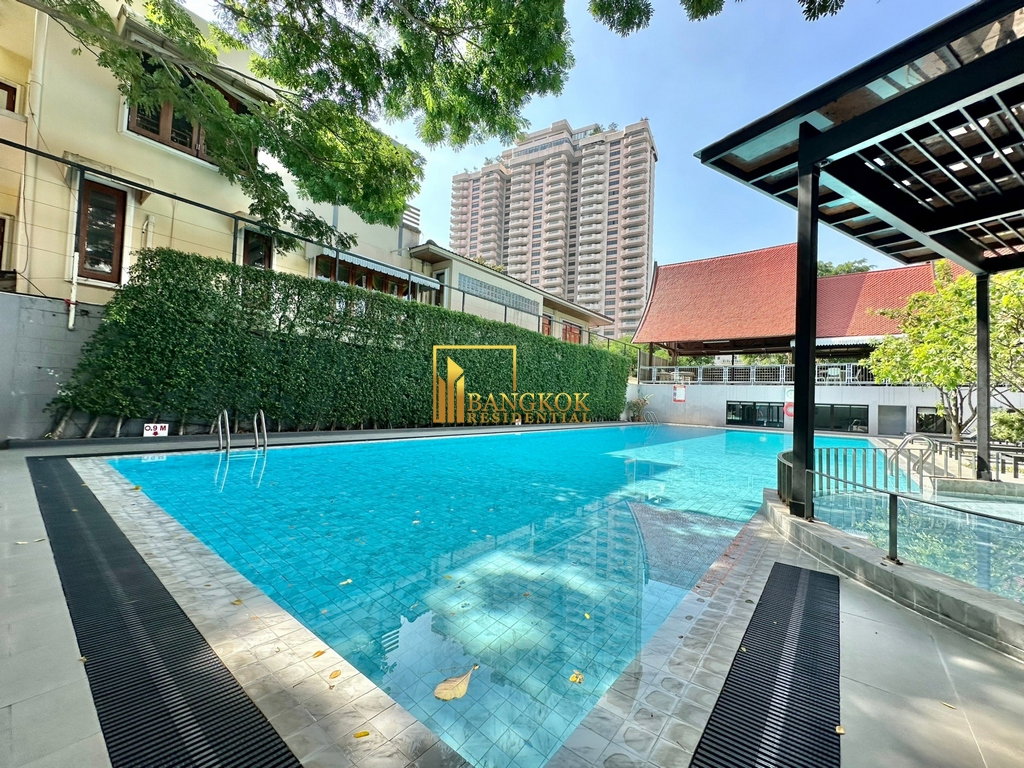 รูป Modern 3 Bedroom Apartment For Rent in Sathorn Area - BR21052AP - รูปที่ 28/38