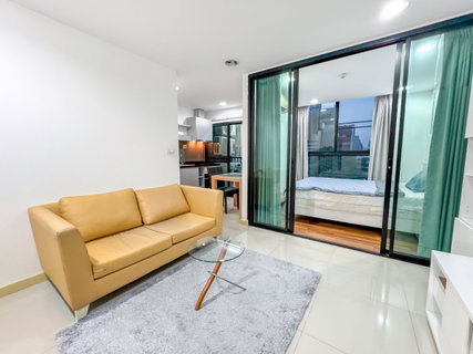 รูปภาพ 🔥ให้เช่า Low-riseพร้อมอยู่🔥Zenith Place Sukhumvit 42 1ห้องนอน 30sqm ชั้น6 ห้องพร้อมอยู่ Fully Furnished ทำเลดีใกล้ BTSทองหล่อ/เอกมัย