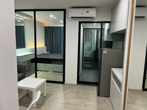 Condo for rent, Rye Hua Mak - 200 meters from Hua Mak Airport Link.
