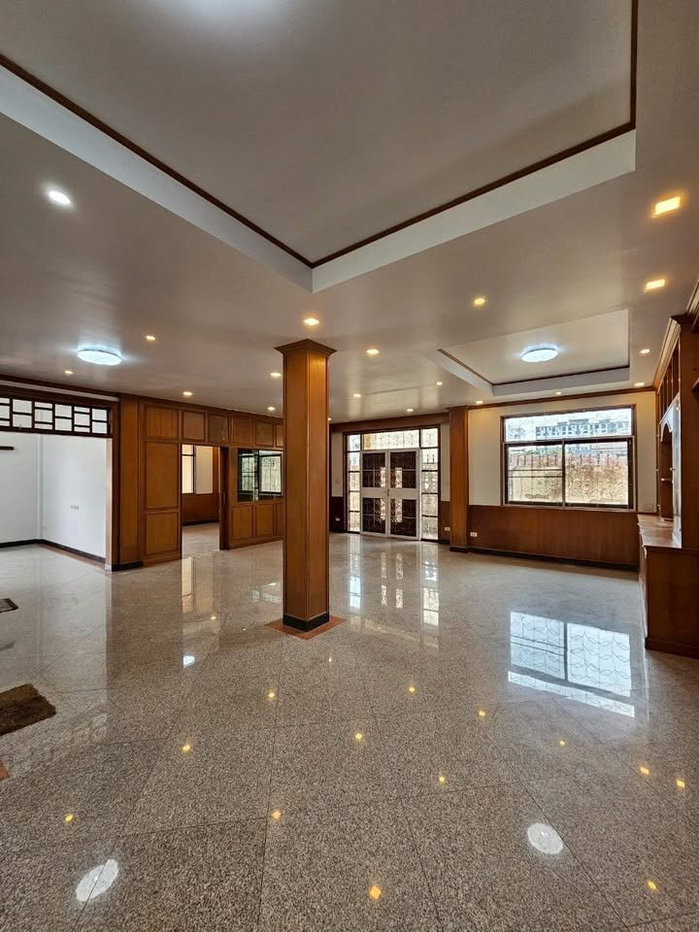 รูป WS7647 🏡✨ ให้เช่า บ้านเดี่ยวหลังใหญ่ ลาดพร้าว 93  ในพื้นที่ 111 ตร.ว. เลี้ยงสัตว์ได้  🐶🐱 เพียง  15.5 ล้านบาท - รูปที่ 2/22