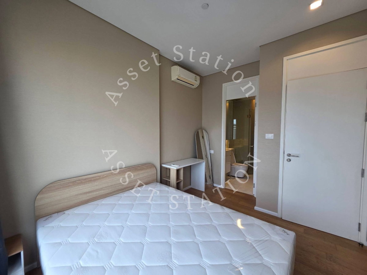 picture 💎The Saint Residences offers convenient access, close to BTS Ha Yaek Ladprao and MRT Phahonyothin✨ - 3/8