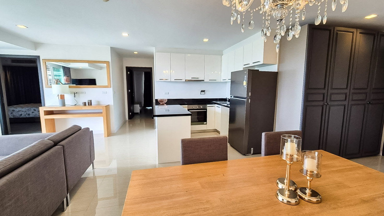 รูป Elegance Cosy Beach 2 Bedroom Condo for Sale Pratumnak Hill - รูปที่ 4/9