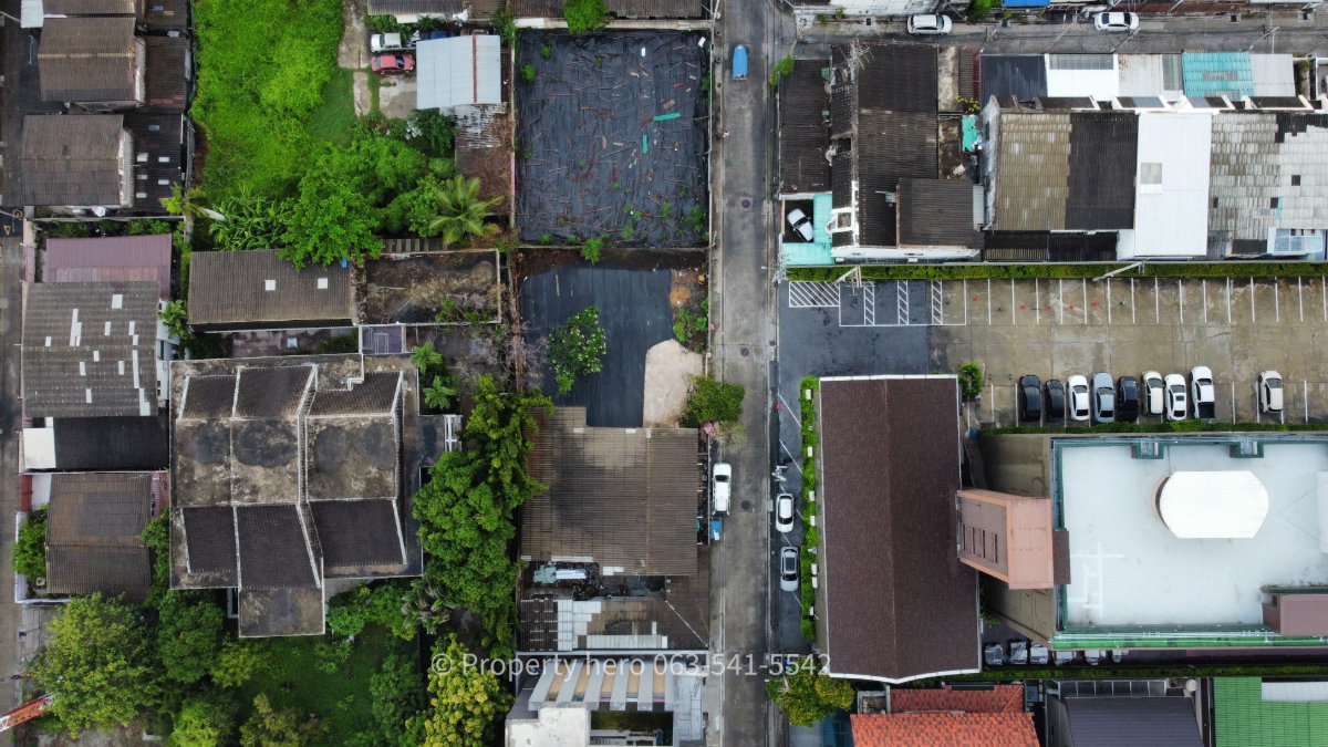 picture House for Rent + Large Land Plot in the Heart of Inthamara 67,000 THB/month - 7/36