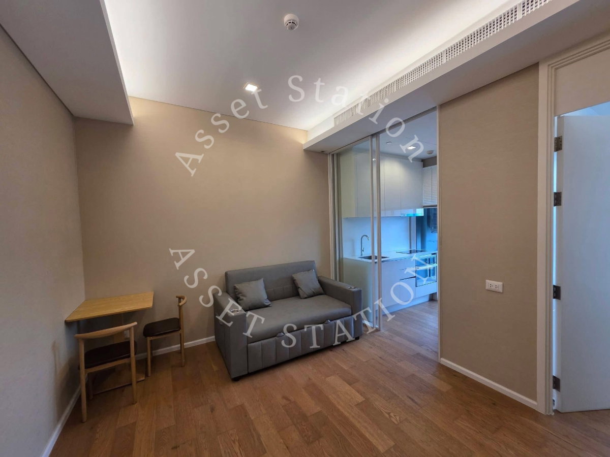 picture 💎The Saint Residences offers convenient access, close to BTS Ha Yaek Ladprao and MRT Phahonyothin✨ - 7/8