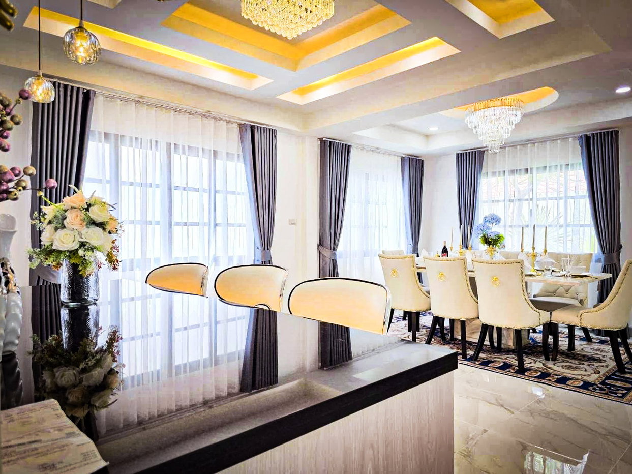 รูป 4 Bedroom Pool Villa for Sale East Pattaya - รูปที่ 8/17