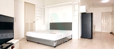 Condos for rent : 🎉 For Rent Condo BAAN SATHORN CHAOPRAYA Building 1, Floor 22,Studio, Room size 45 sqm