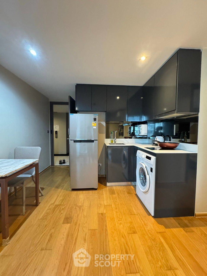 picture 2-BR Condo at Altitude Define near MRT Sam Yan (ID 2964593) - 9/10