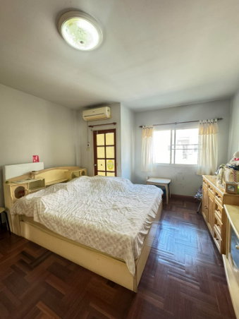 รูป 🏡 ขายถูกที่สุดในโครงการ! บ้าน 3 ชั้น 174 ตร.ม. 4 ห้องนอน เพียง 3.1 ล้าน ทำเลนวมินทร์ - รูปที่ 10/17