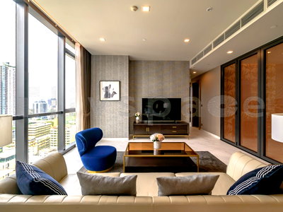 Condos for rent : ▚ LJ194ツ FOR RENT: The Monument Thonglo ✨ 2BR 125sqm. High Floor, Cool Orientation, Pet-Friendly, Luxury Residence with Private Lift