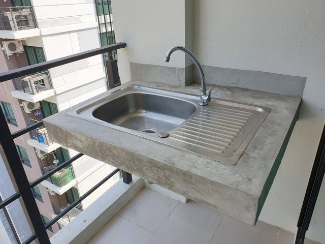 picture The Avenue Spring for rent the best price. - 8/15