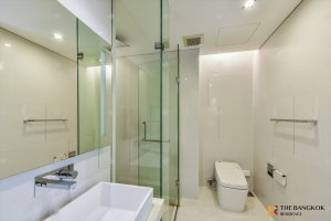 รูป 🚀 Flash Sale! ยูนิตสุดท้าย The Bangkok Sathorn ดีลพิเศษ! ใกล้  BTS สุรศักดิ์  - รูปที่ 15/16