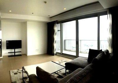 ขายคอนโด : LTH6759 – The River FOR SALE 2 beds 2 baths Size 110 Sq.M.Near BTS Saphan Taksin stations ONLY 27.8 MB