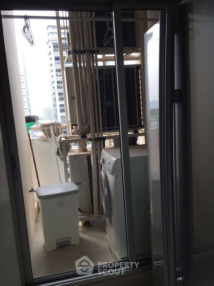 picture 2-BR Condo at Condo One X Sukhumvit 26 near BTS Phrom Phong (ID 566000) - 3/6