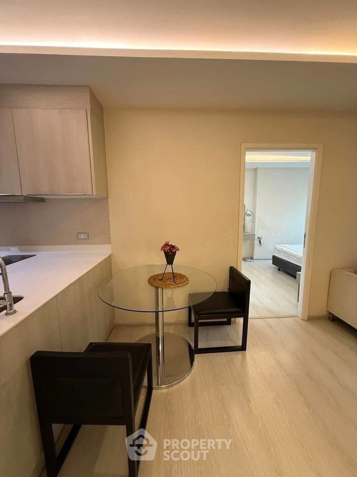 picture 2-BR Condo at Vtara 36 near BTS Thong Lor (ID 2965579) - 2/16