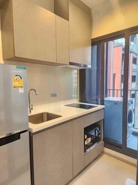🎉 For rent condo LIFE ASOKE HYPE Building 1, Floor 38,Studio, Room size 26 sqm