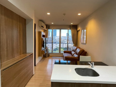 (Owner listing) Condo for rent: Rhythm Sathorn — great value, located in the heart of Sathorn, near BTS Saphan Taksin!!! Ready to move in.
