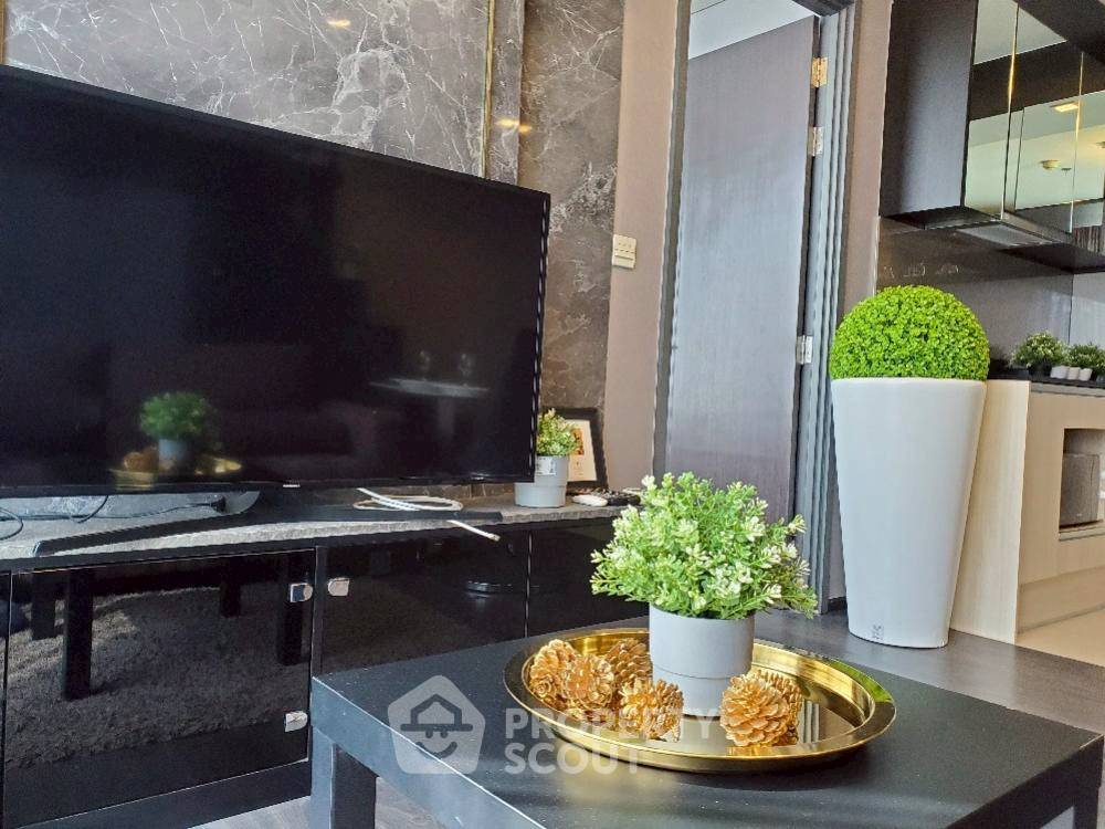 รูป คอนโด 1-ห้องนอน ที่ ดิ เอดจ์ สุขุมวิท 23 ใกล้ MRT สุขุมวิท (ID 2416044) - รูปที่ 2/13