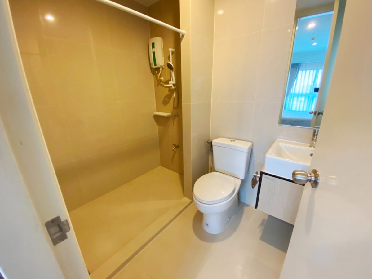 picture Condo for rent parkland phetkasem  - 8/8