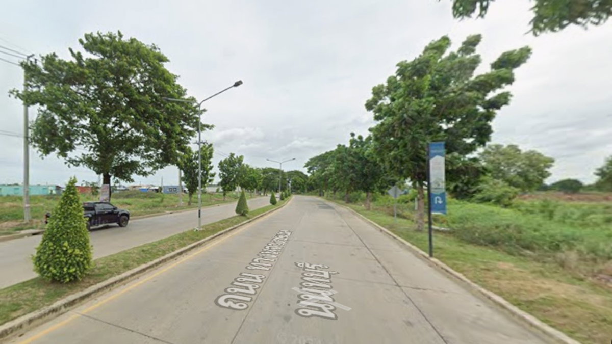 รูป ขายที่ดินเปล่าติดถนนม.หอการค้า ใกล้รถไฟฟ้า - รูปที่ 2/4