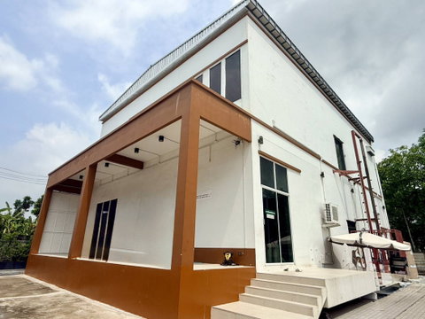 ให้ เช่า โรงงานผลิตเครื่องสำอาง สภาพใหม่มาก 500 ตรม ลาดกระบัง ต่อยอดสำหรับทำ GMP และยื่นอยได้เลย