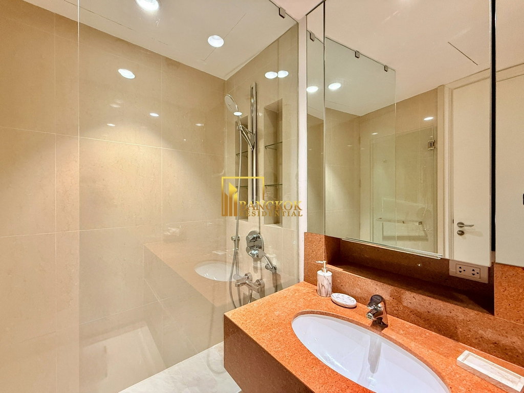 picture 185 Rajadamri | Spacious Luxury Condo in Desirable Location - BR6917CD - 19/53