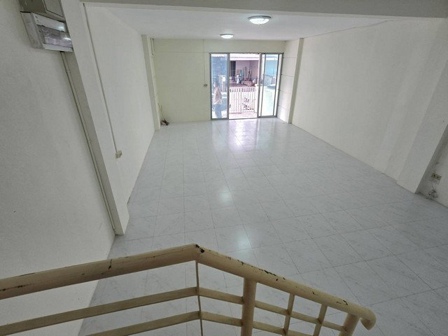 รูป อาคารพาณิชย์4ชั้น ให้เช่า โครงการ RK Office Park ร่มเกล้า ลาดกระบัง - รูปที่ 7/8