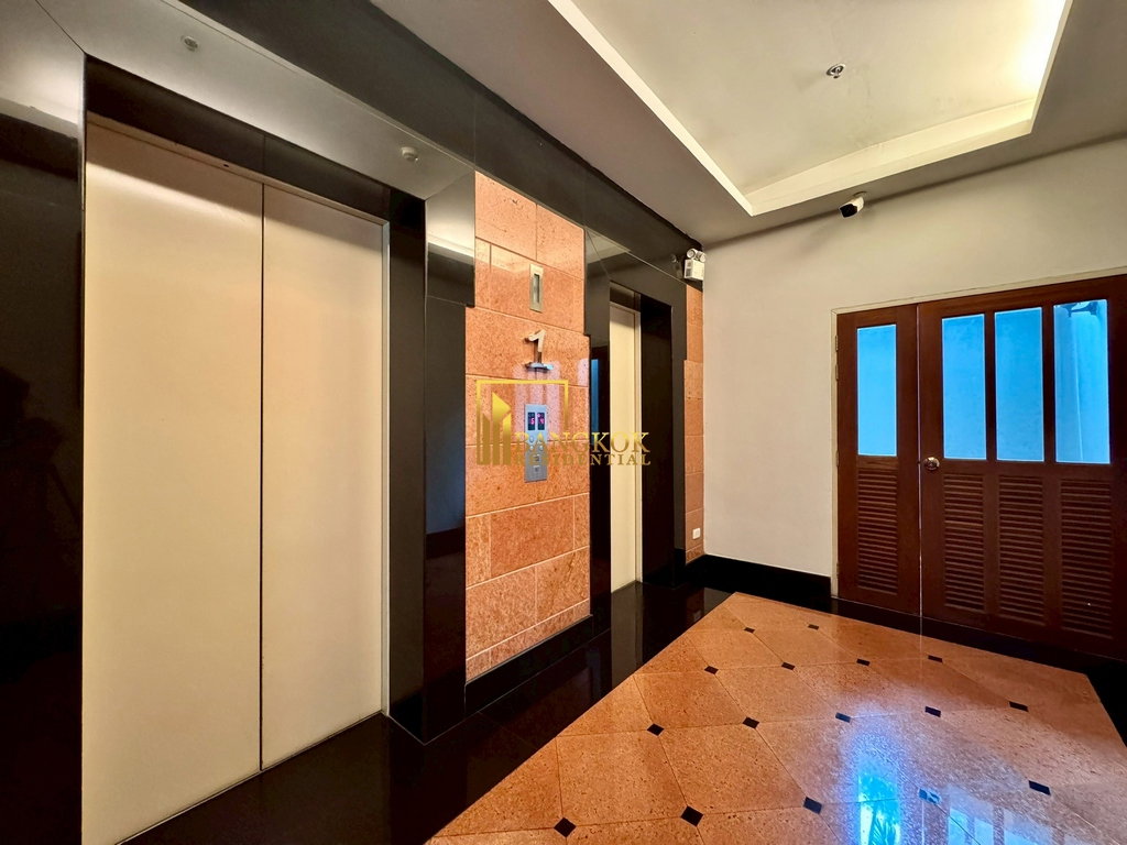 รูป Large 4 Bedroom Penthouse Apartment For Rent in Sathorn - BR0715AP - รูปที่ 41/45