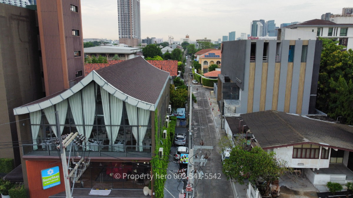picture House for Rent + Large Land Plot in the Heart of Inthamara 67,000 THB/month - 4/36