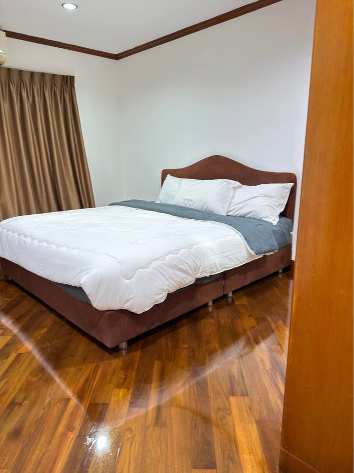 picture RS6334 Pet-friendly condo for rent at Witthayu Complex, near BTS Phloen Chit. - 10/25