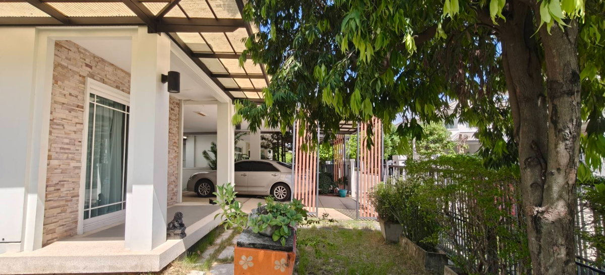 picture For Sale : 2-Storey Detached House (corner plot) in Manthana Ramintra-Wongwean Project - 3/26