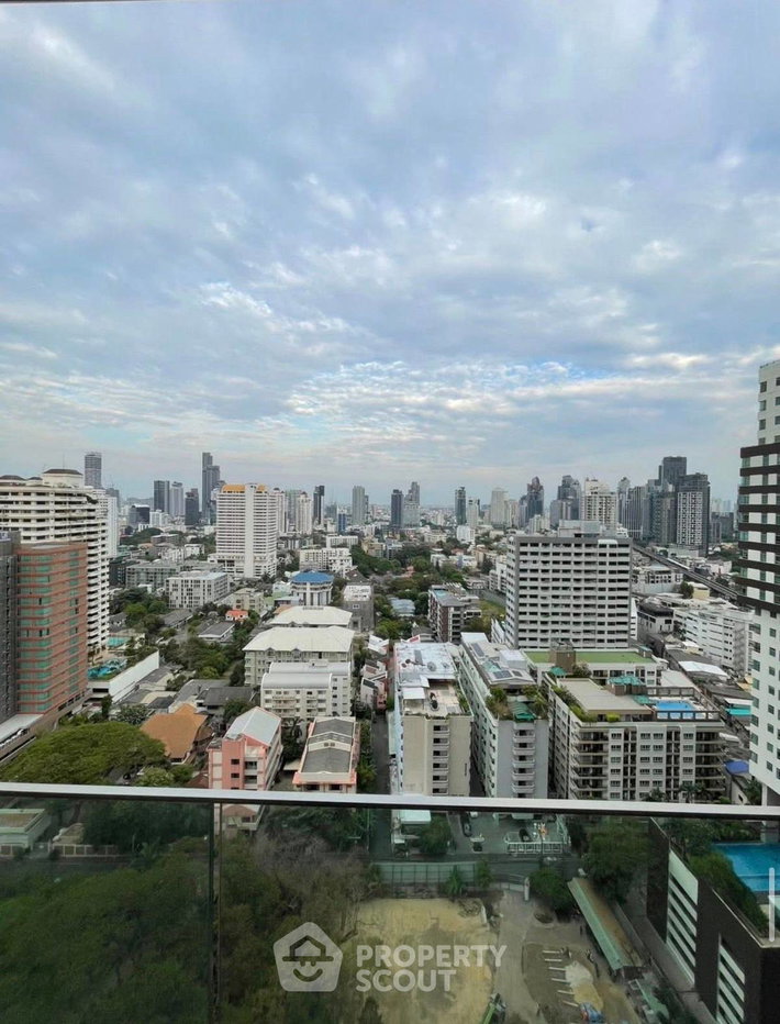 picture 2-BR Condo at Vittorio Sukhumvit 39 near BTS Phrom Phong (ID 2965576) - 9/21