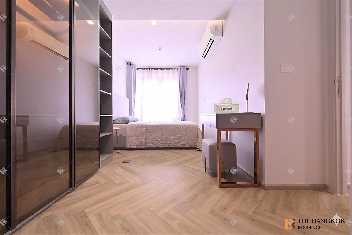 picture Chapter Thonglor 25 Condo with the Best Location - 1/10
