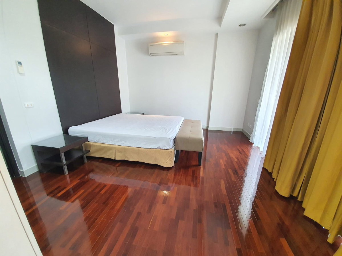รูป 🏡 บ้านเดี่ยวให้เช่า หมู่บ้านบางกอกวิลล่า ซอยประดิษฐ์มนูธรรม 3 (ลาดพร้าว 84) 3 ห้องนอน 3 ห้องน้ำ บ้านสวย พร้อมเข้าอยู่ - รูปที่ 5/8