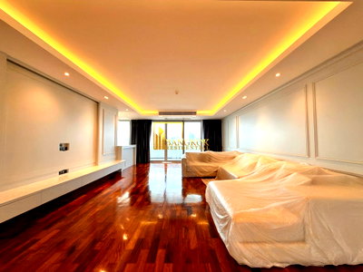 คอนโดให้เช่า : La Cascade | Spacious 4 Bedroom Condo For Rent in Ekkamai - BR17071CD