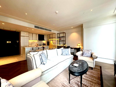 Apartment building for rent Big C Super Center Ekkamai : Elegant 2 Bedroom Serviced Apartment in Thonglor Area - BR30338SA