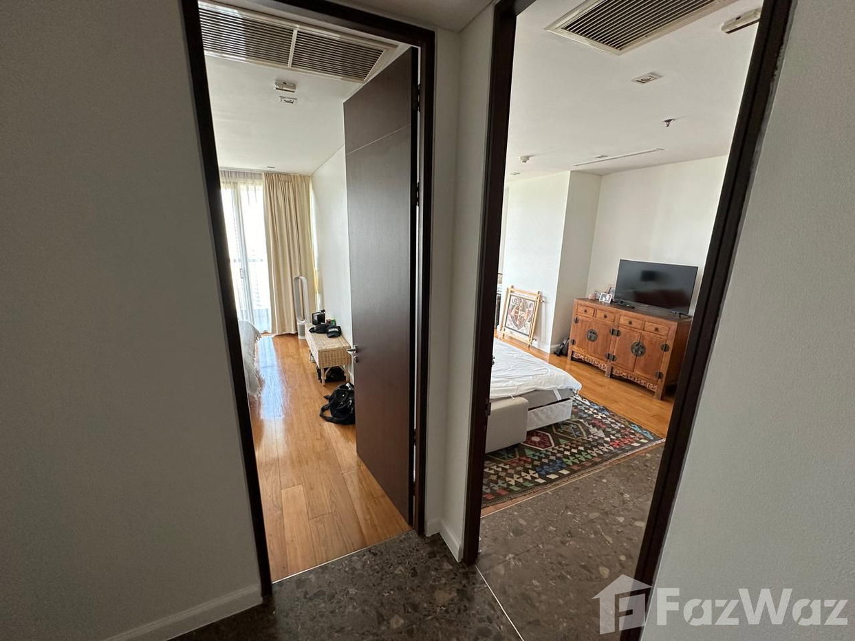picture Exclusive 4-Bedroom Corner Condo at The Lakes, Asoke 1909532 - 26/46