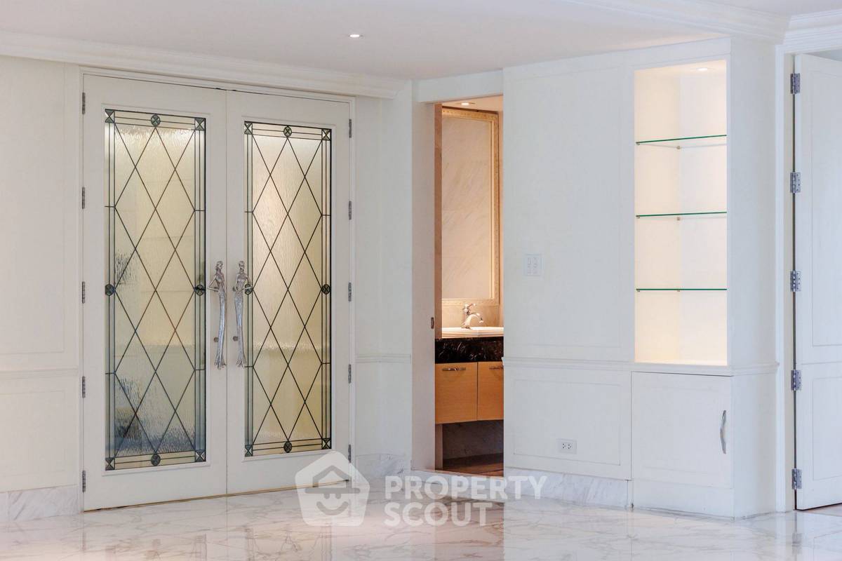 picture 3-BR Condo at Wattana Heights near MRT Sukhumvit (ID 2964433) - 6/21