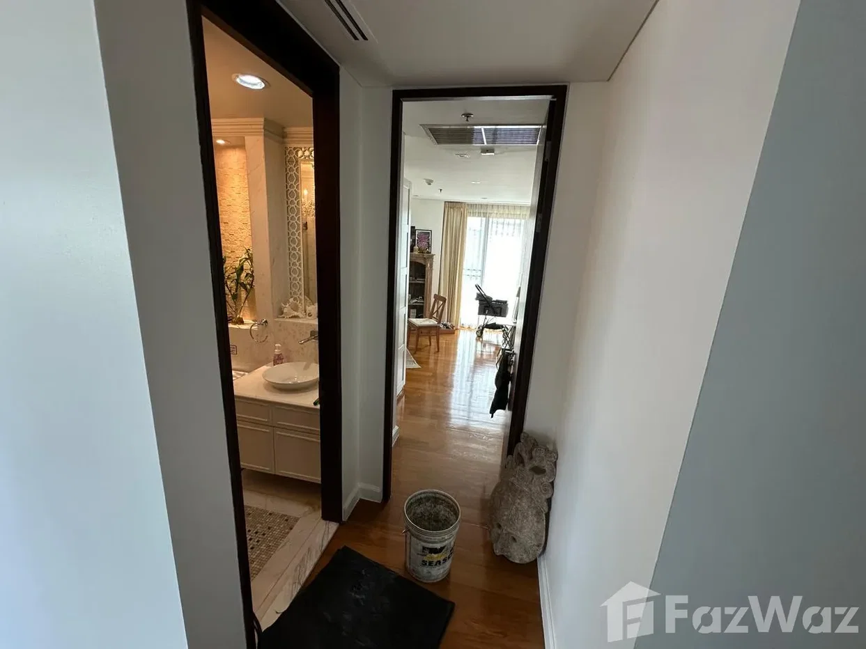 picture Exclusive 4-Bedroom Corner Condo at The Lakes, Asoke 1909532 - 41/46